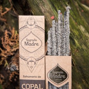 Incienso de Copal Natural: El Incienso de la Tierra para la Abundancia